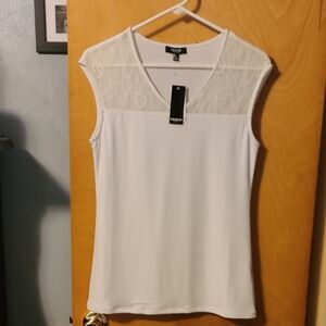 Premise White Sleeveless Fitted Blouse